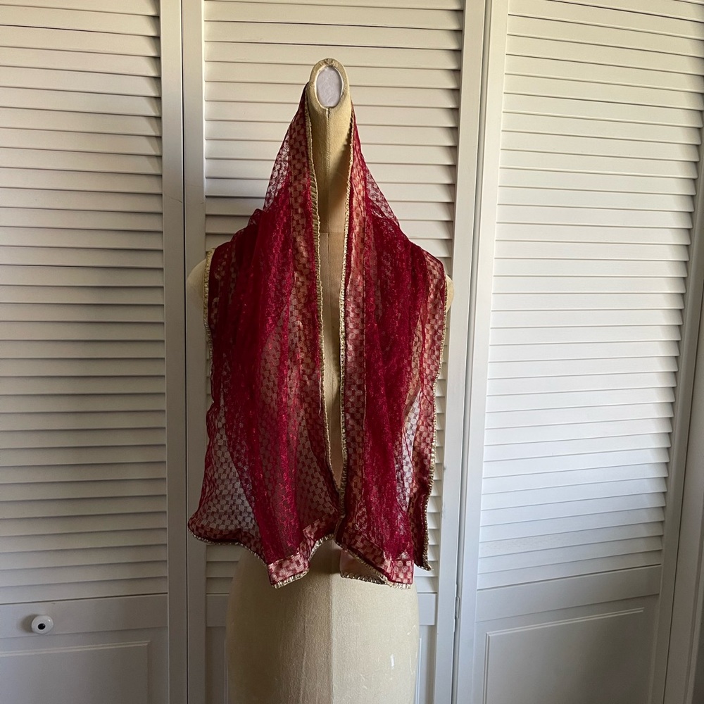 Indian Antique Dupatta Scarf - Picture 2 of 9